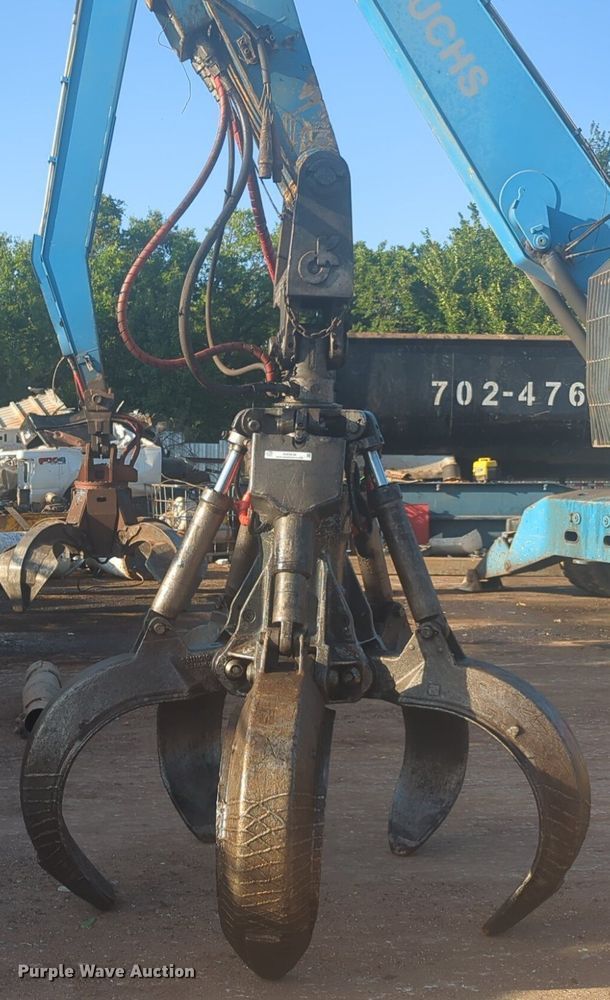 image for item NW9639 Fuchs scrap grapple