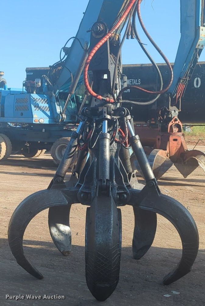 image for item NW9639 Fuchs scrap grapple