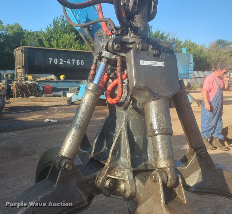 image for item NW9639 Fuchs scrap grapple