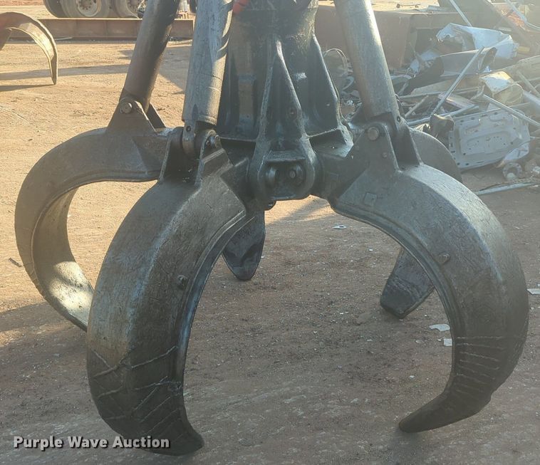 image for item NW9639 Fuchs scrap grapple