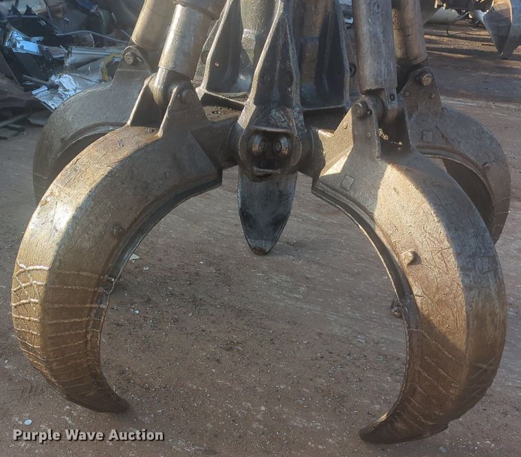 image for item NW9639 Fuchs scrap grapple