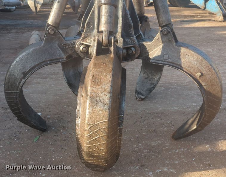 image for item NW9639 Fuchs scrap grapple