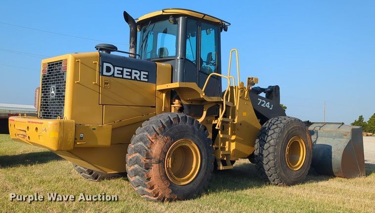 image for item NW9668 2007 John Deere 724J wheel loader