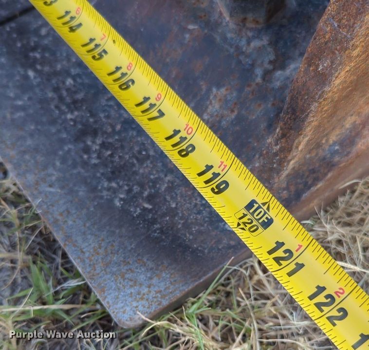 image for item NW9668 2007 John Deere 724J wheel loader