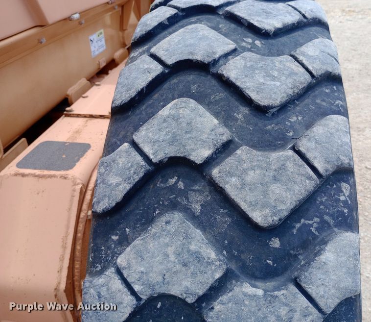 image for item NY9325 2008 Case 865 VHP motor grader