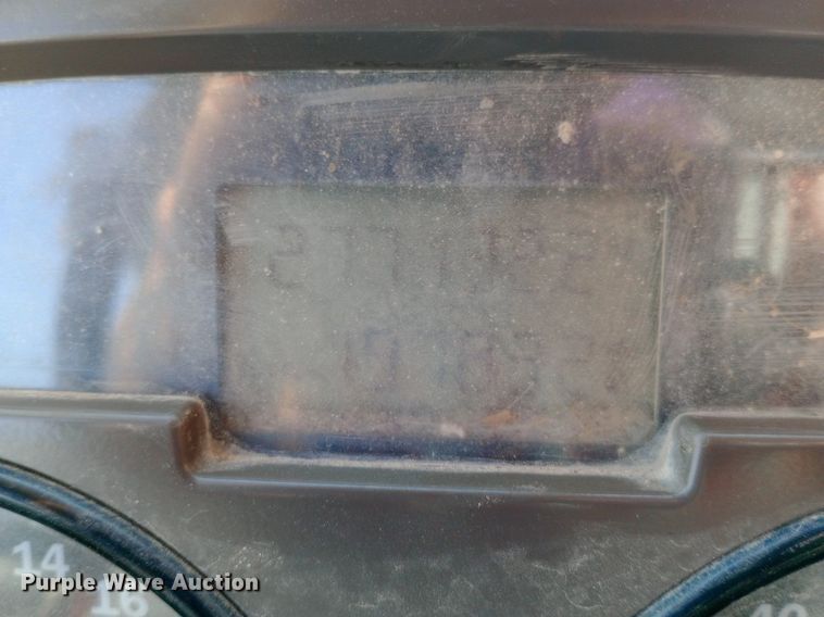 image for item NY9326 2007 Mack CV713 roll-off container truck