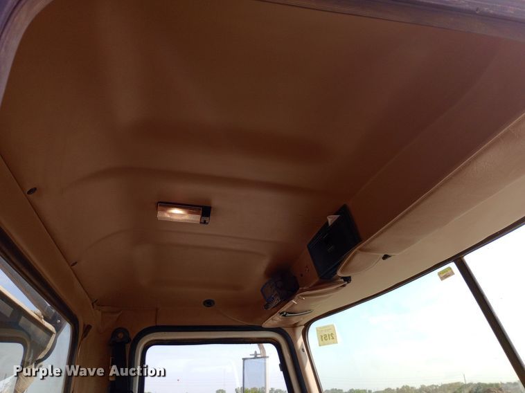 image for item NY9326 2007 Mack CV713 roll-off container truck