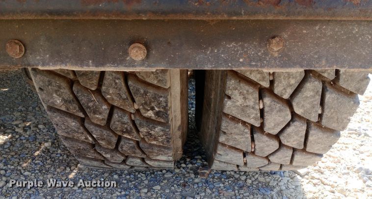 image for item NY9326 2007 Mack CV713 roll-off container truck