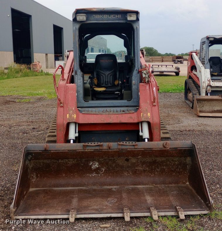 image for item NY9328 2013 Takeuchi TL10 tracked skid steer loader