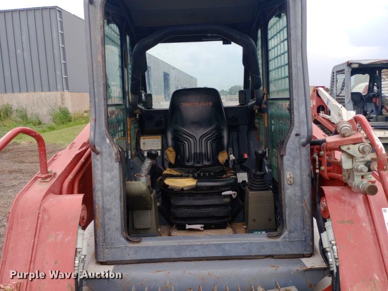 image for item NY9328 2013 Takeuchi TL10 tracked skid steer loader