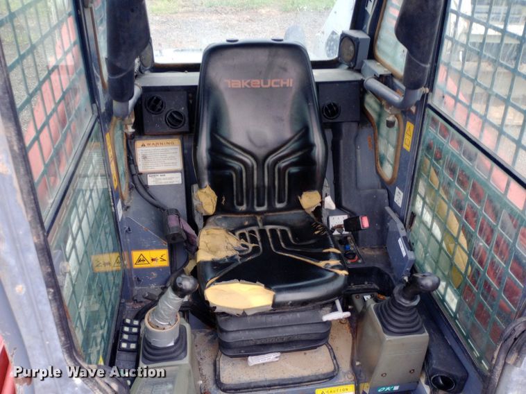 image for item NY9328 2013 Takeuchi TL10 tracked skid steer loader