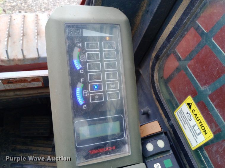 image for item NY9328 2013 Takeuchi TL10 tracked skid steer loader