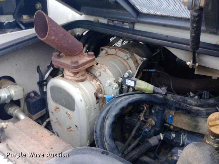 image for item NY9328 2013 Takeuchi TL10 tracked skid steer loader