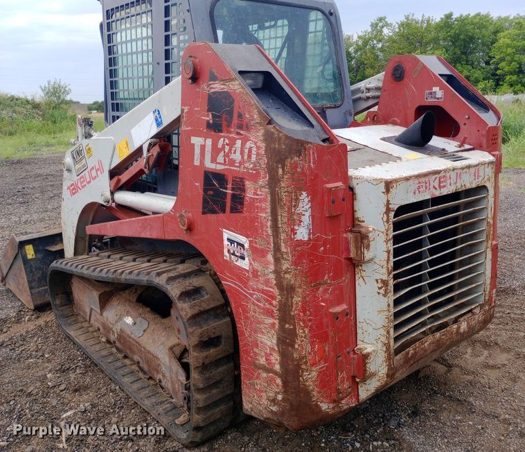 image for item NY9329 2010 Takeuchi TL240 tracked skid steer loader