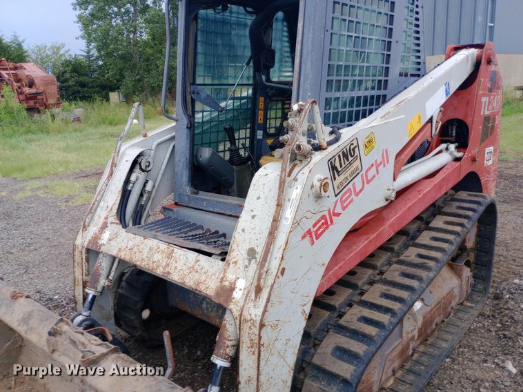 image for item NY9329 2010 Takeuchi TL240 tracked skid steer loader
