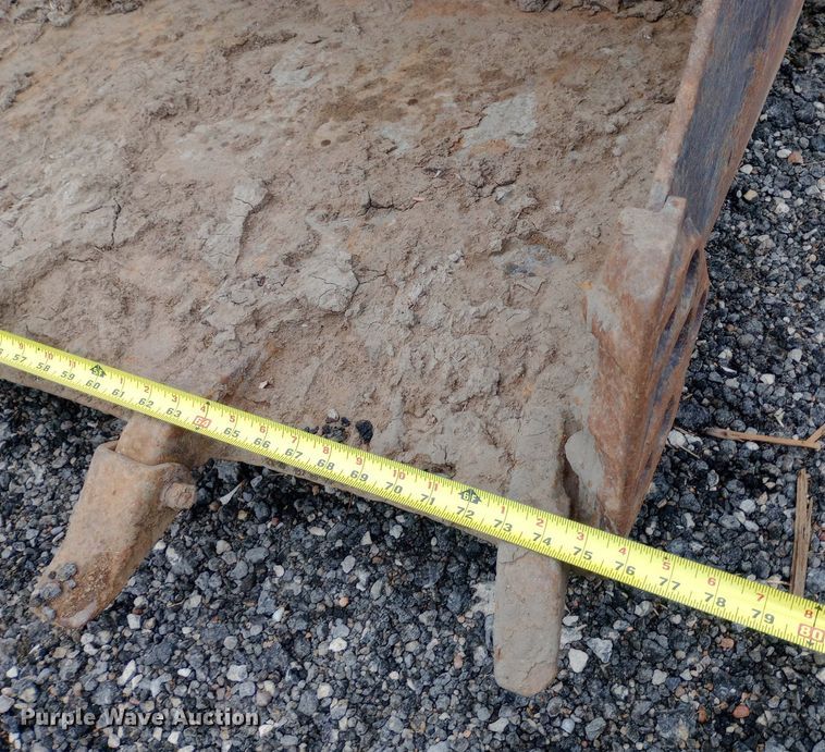 image for item NY9329 2010 Takeuchi TL240 tracked skid steer loader