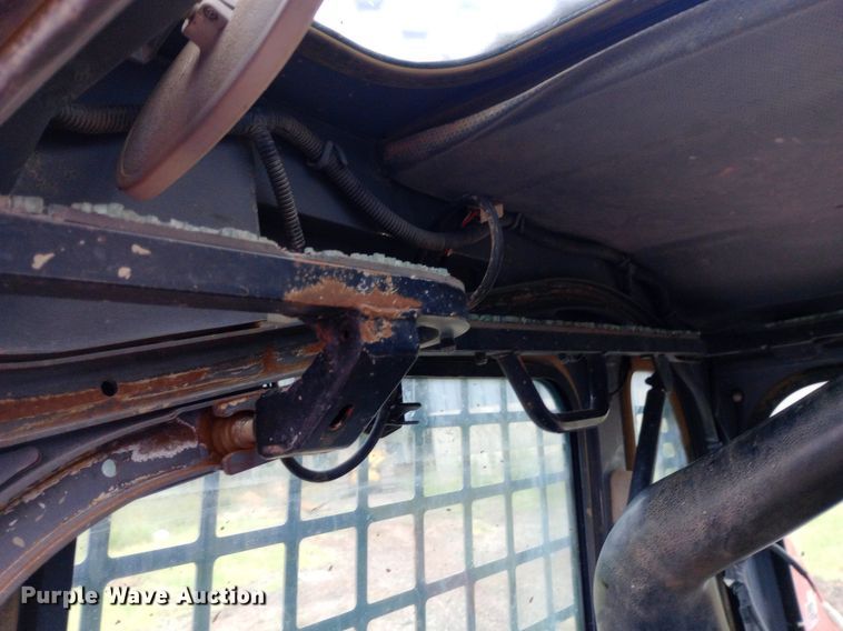 image for item NY9329 2010 Takeuchi TL240 tracked skid steer loader