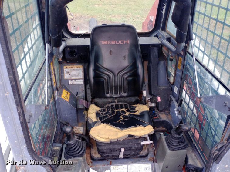 image for item NY9329 2010 Takeuchi TL240 tracked skid steer loader