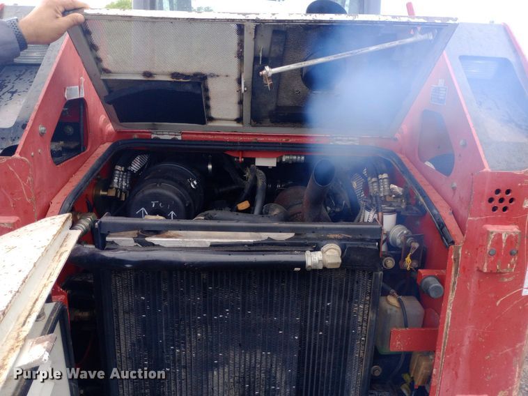 image for item NY9329 2010 Takeuchi TL240 tracked skid steer loader