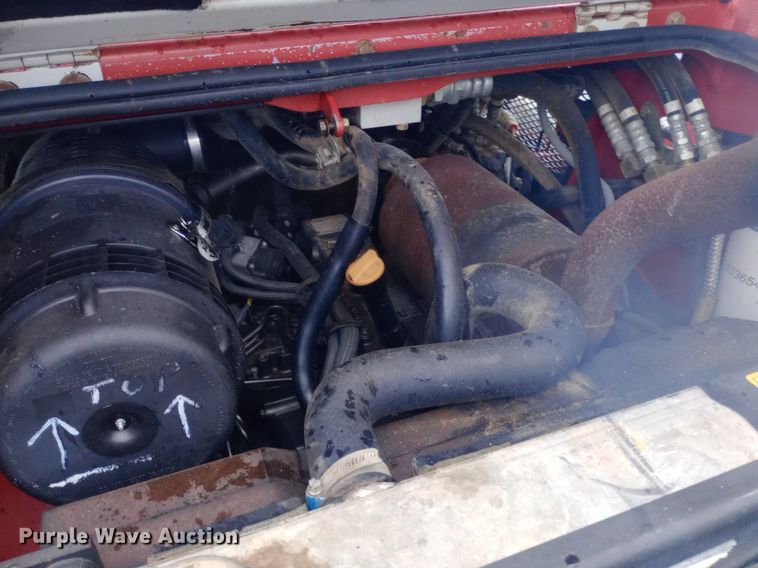 image for item NY9329 2010 Takeuchi TL240 tracked skid steer loader