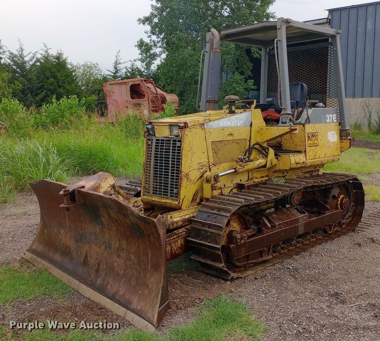 image for item NY9332 1995 Komatsu D37E-5 dozer