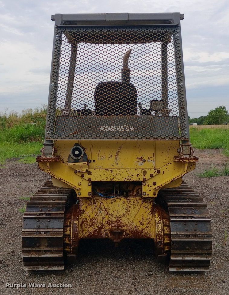 image for item NY9332 1995 Komatsu D37E-5 dozer