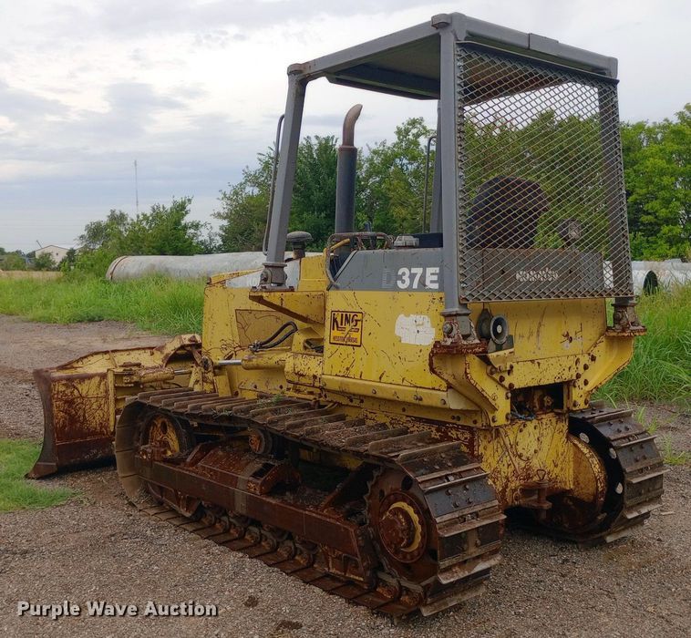 image for item NY9332 1995 Komatsu D37E-5 dozer