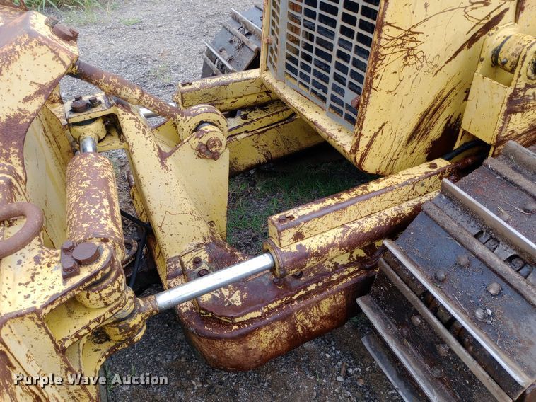 image for item NY9332 1995 Komatsu D37E-5 dozer