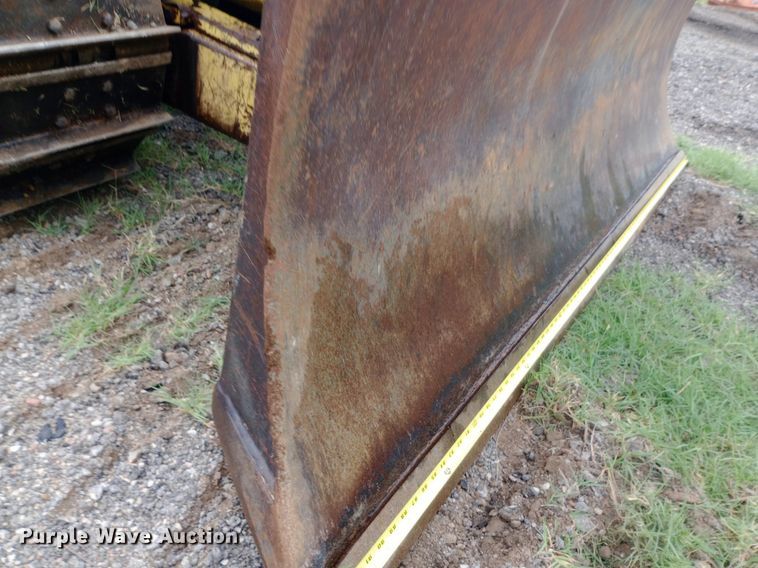 image for item NY9332 1995 Komatsu D37E-5 dozer