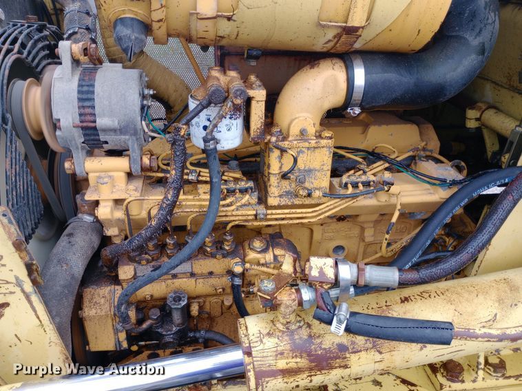 image for item NY9332 1995 Komatsu D37E-5 dozer