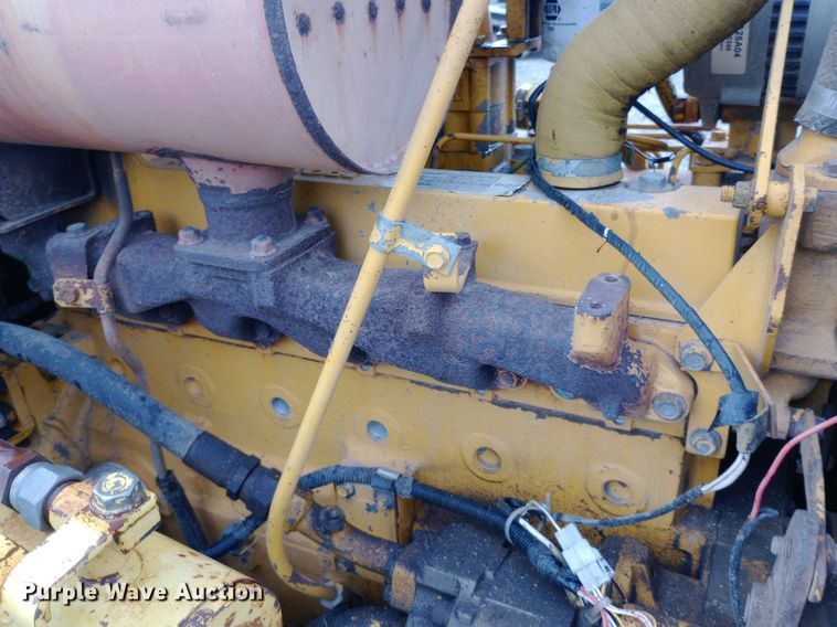 image for item NY9332 1995 Komatsu D37E-5 dozer