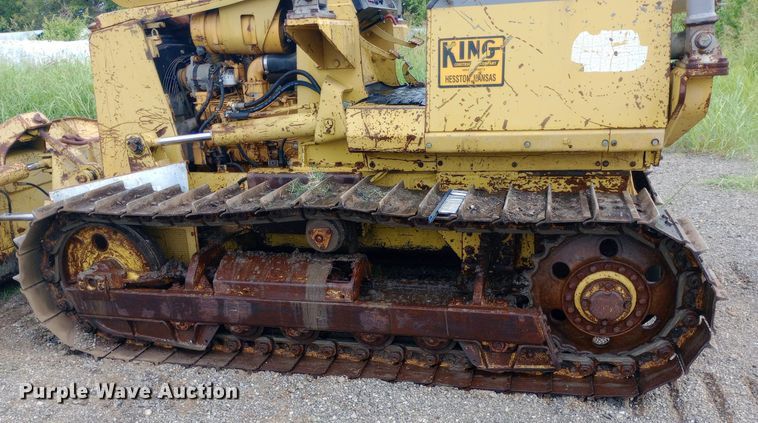 image for item NY9332 1995 Komatsu D37E-5 dozer