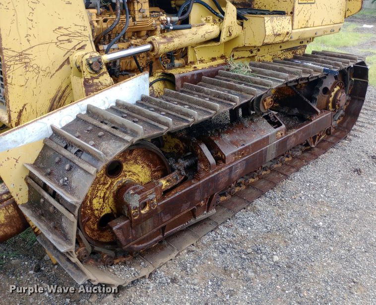 image for item NY9332 1995 Komatsu D37E-5 dozer