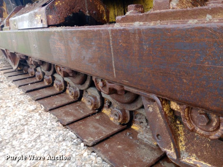 image for item NY9332 1995 Komatsu D37E-5 dozer