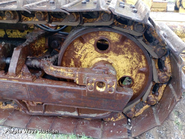 image for item NY9332 1995 Komatsu D37E-5 dozer