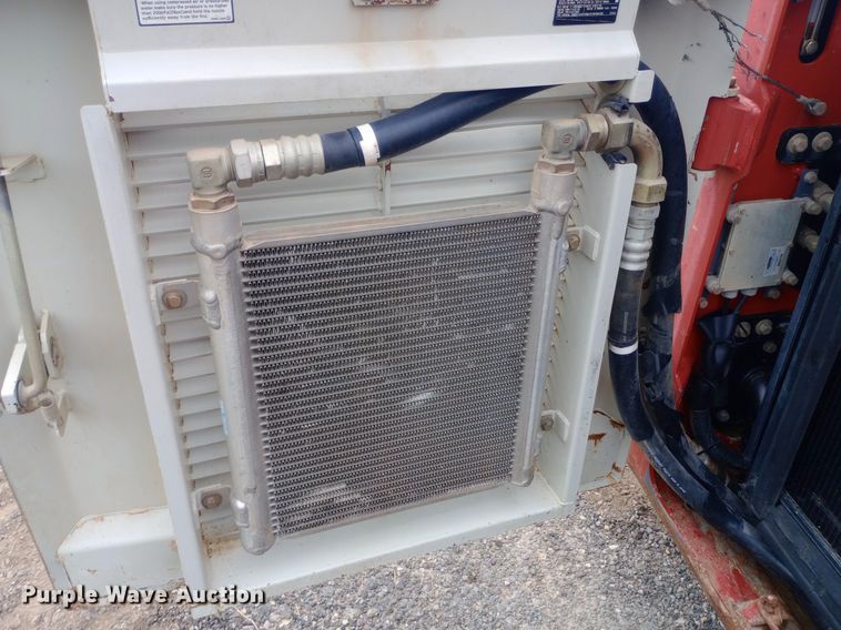 image for item NY9333 Takeuchi TL140 tracked skid steer loader