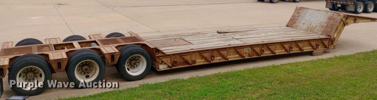 image for item NY9334 1994 Load King 403 DF lowboy equipment trailer