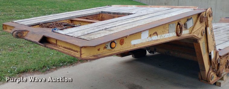 image for item NY9334 1994 Load King 403 DF lowboy equipment trailer