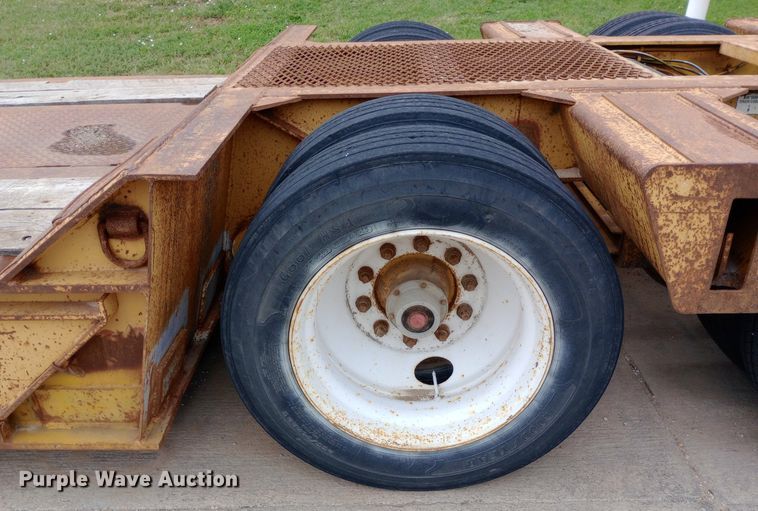 image for item NY9334 1994 Load King 403 DF lowboy equipment trailer