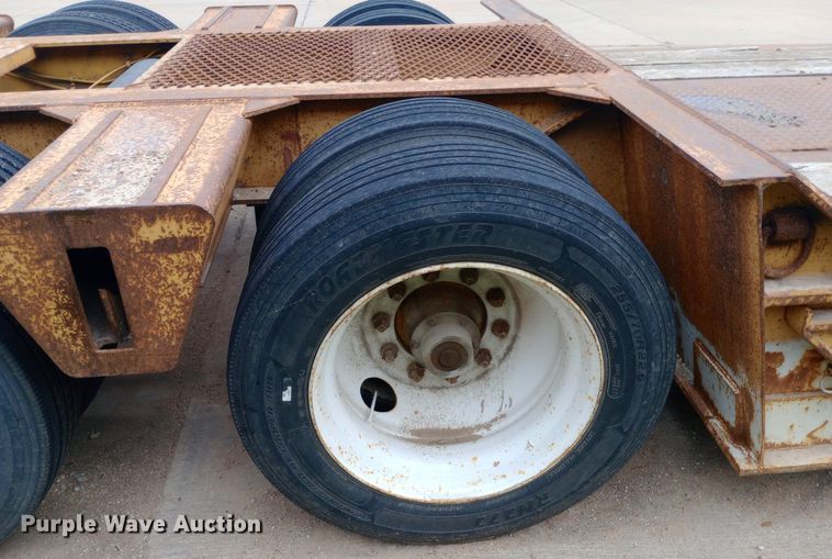 image for item NY9334 1994 Load King 403 DF lowboy equipment trailer