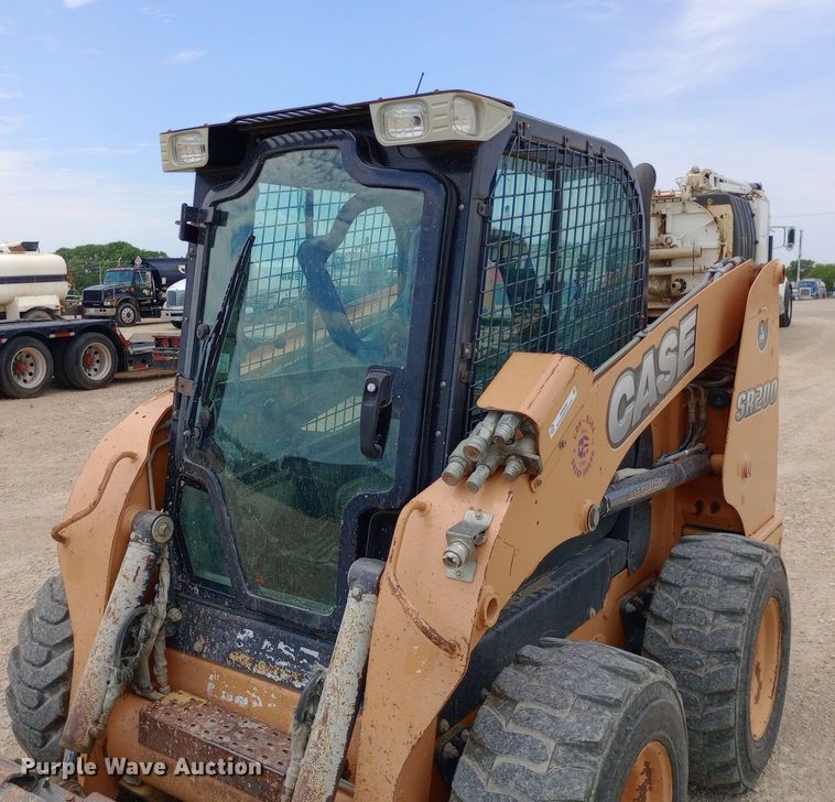 image for item NY9338 2012 Case SR200 skid steer loader