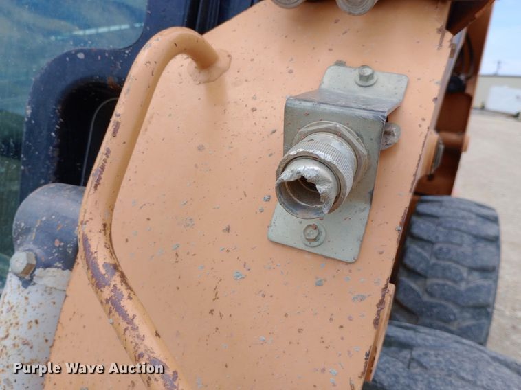 image for item NY9338 2012 Case SR200 skid steer loader