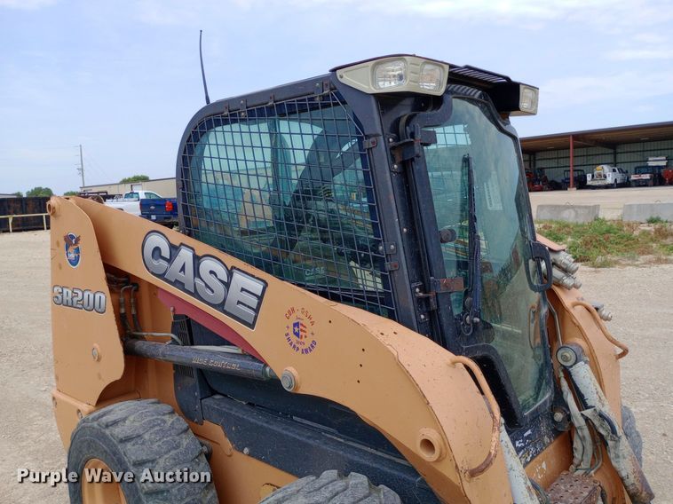 image for item NY9338 2012 Case SR200 skid steer loader