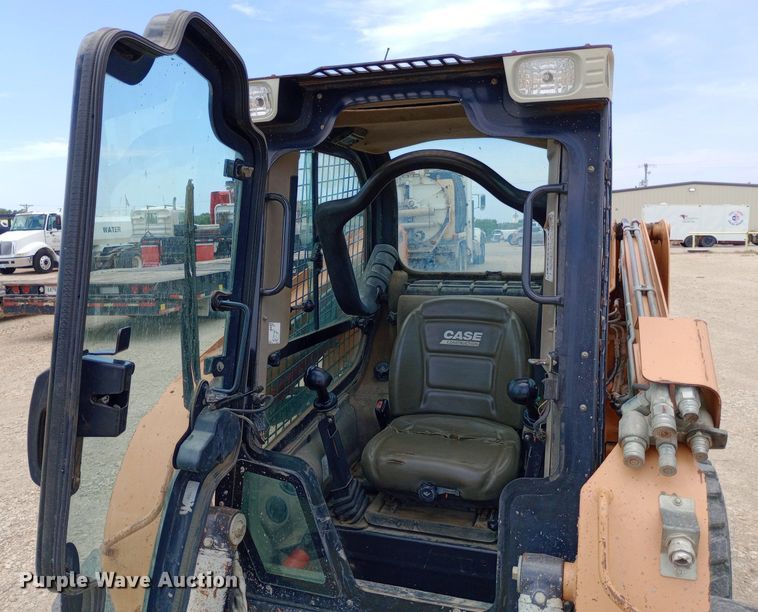 image for item NY9338 2012 Case SR200 skid steer loader