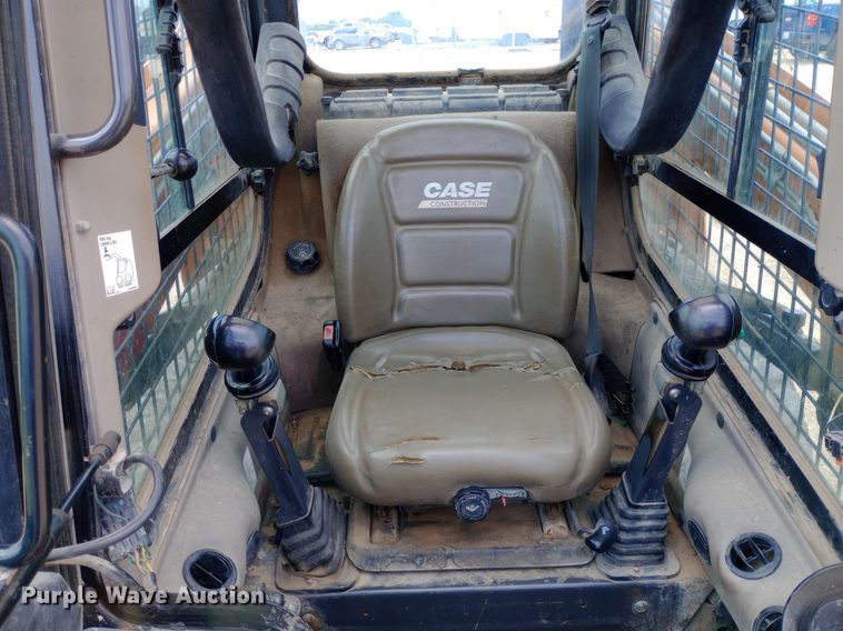 image for item NY9338 2012 Case SR200 skid steer loader