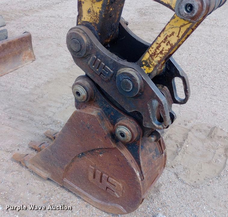 image for item NY9340 2009 Komatsu PC55MR-3 mini excavator