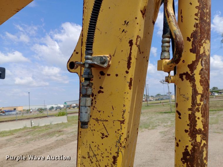 image for item NY9340 2009 Komatsu PC55MR-3 mini excavator