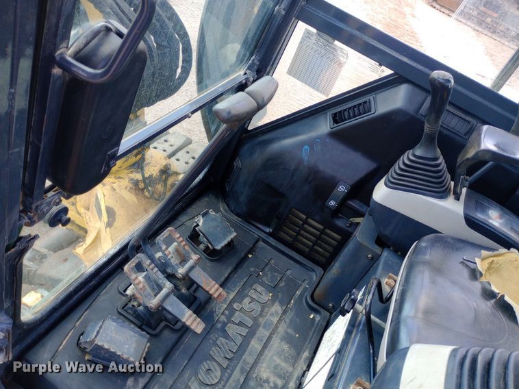image for item NY9340 2009 Komatsu PC55MR-3 mini excavator
