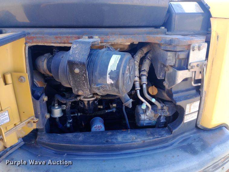 image for item NY9340 2009 Komatsu PC55MR-3 mini excavator