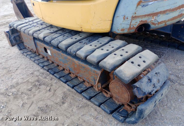 image for item NY9340 2009 Komatsu PC55MR-3 mini excavator